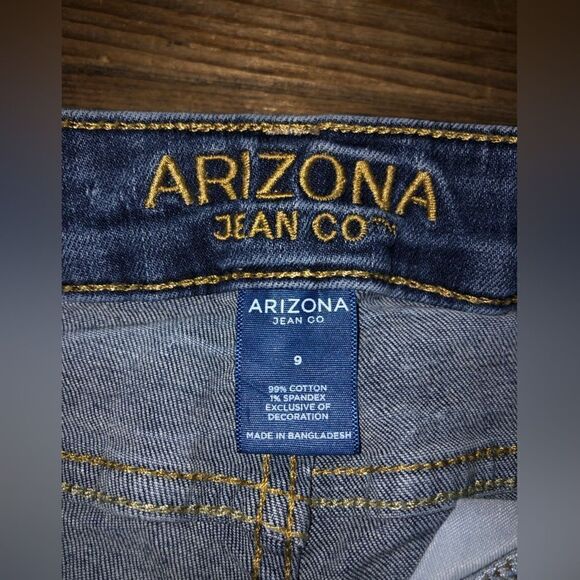 💕5️⃣ Arizona denim cut off size 9 - Picture 3 of 3